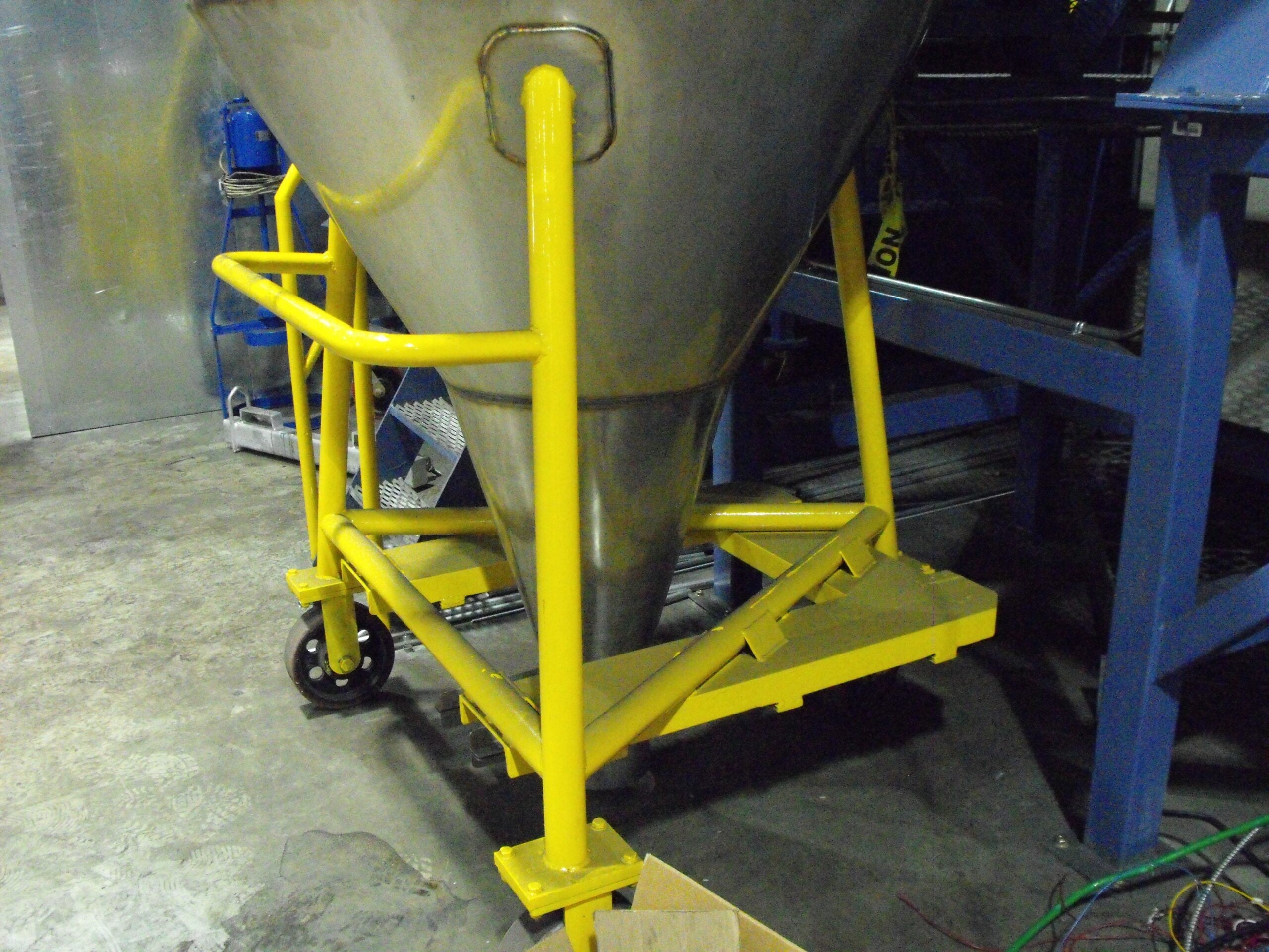Large steel structure assembly