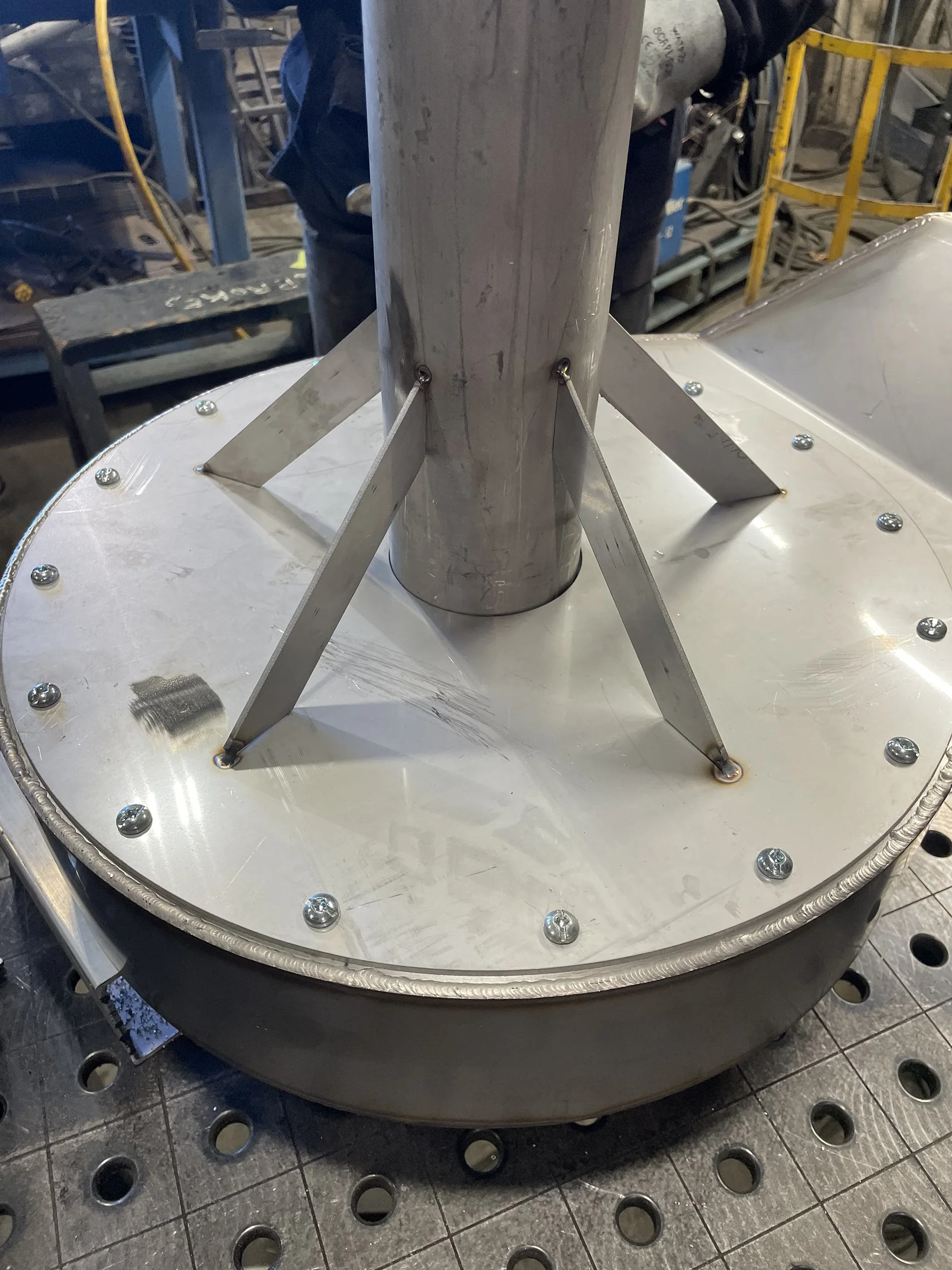 Stainless steel structural component