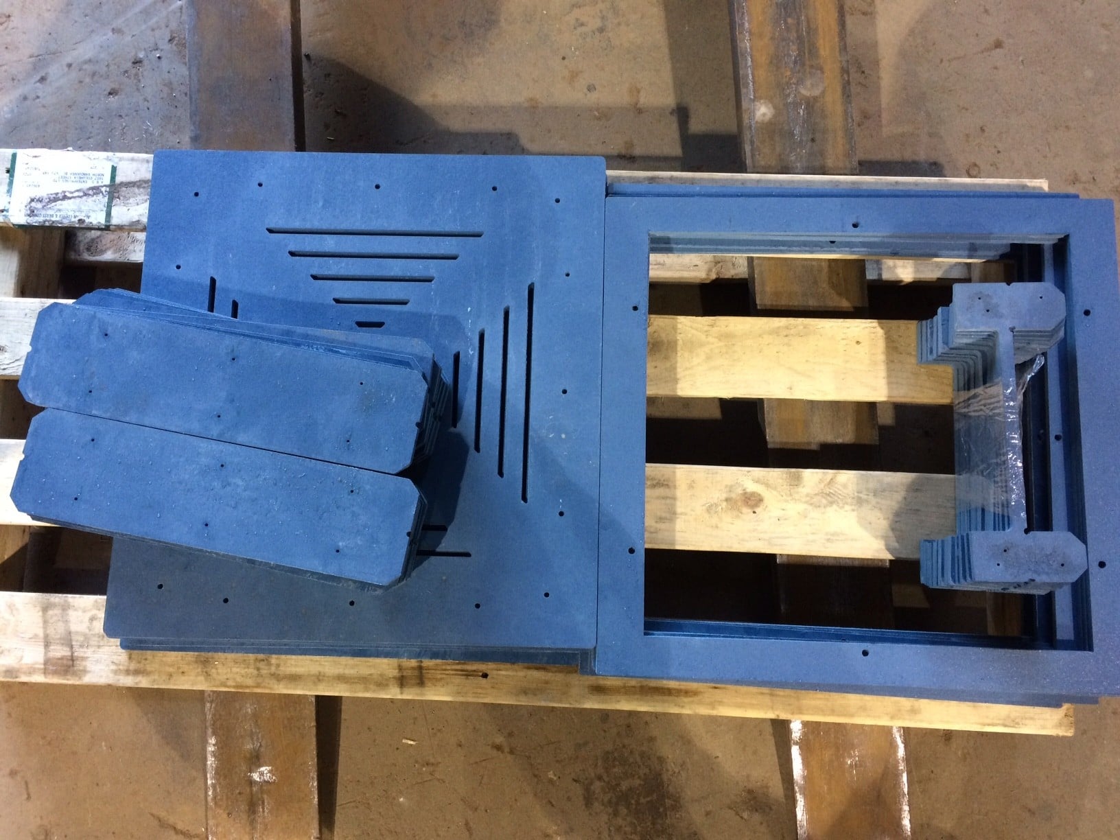 Kydex material cut with water jet